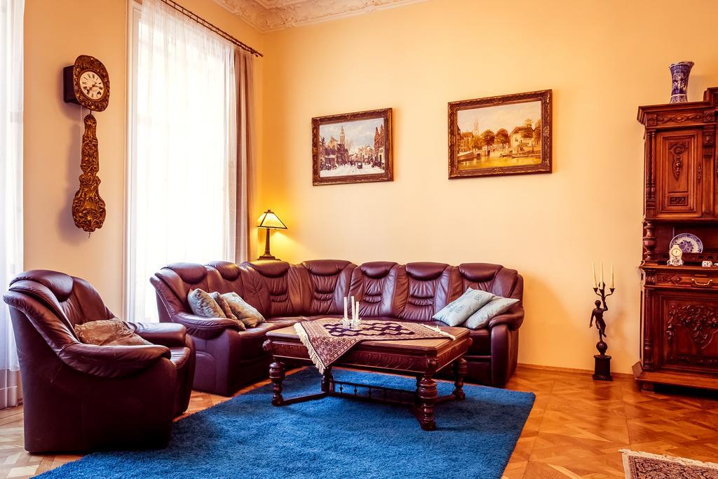 Apartment Vodickova 11 Praha Bagian luar foto