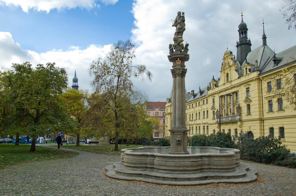 Apartment Vodickova 11 Praha Bagian luar foto